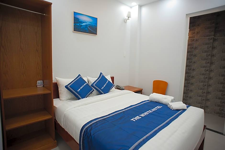The white guest house