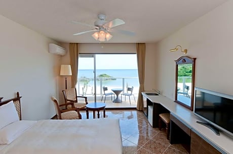 King Room with Balcony