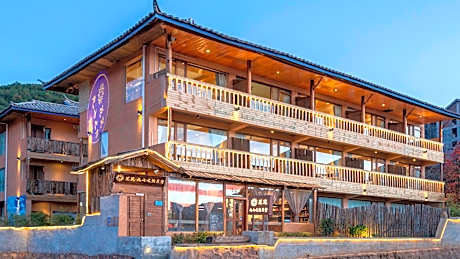 Floral Hotel Lugu Lake Date on 97