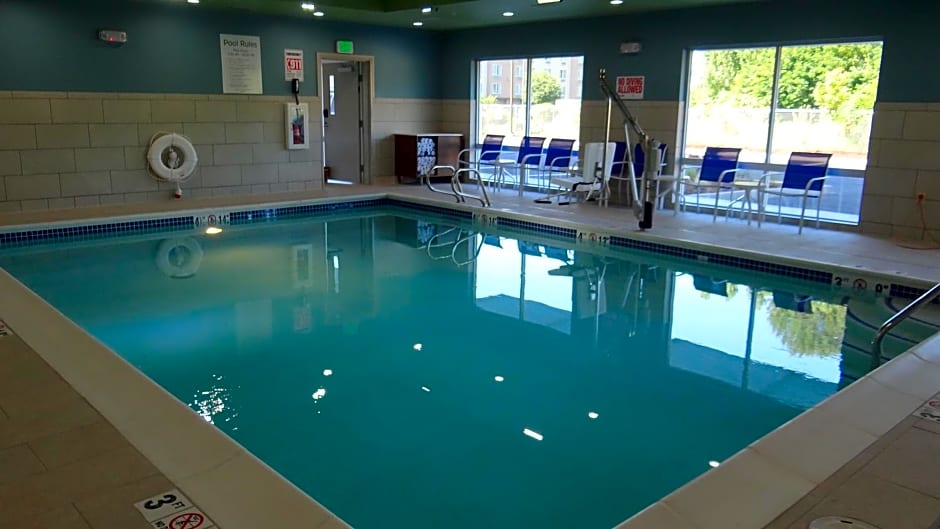 Holiday Inn Express & Suites - Auburn Downtown, an IHG Hotel