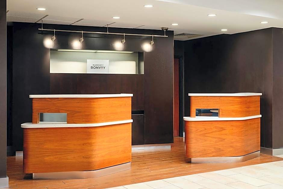 Courtyard® by Marriott® Baton Rouge South