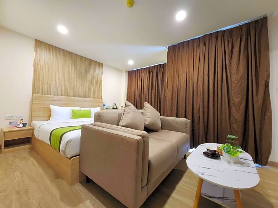 iCheck inn Darisa Patong