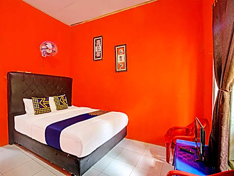 OYO 90279 Wartawan De Mansion