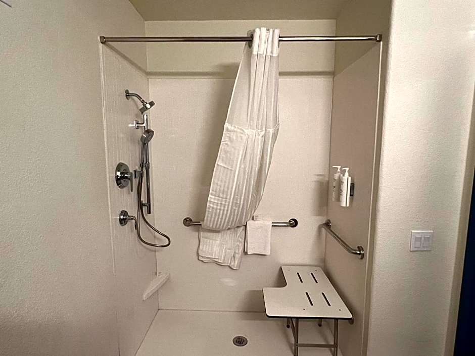 Spark by Hilton Glendale Peoria Phoenix North