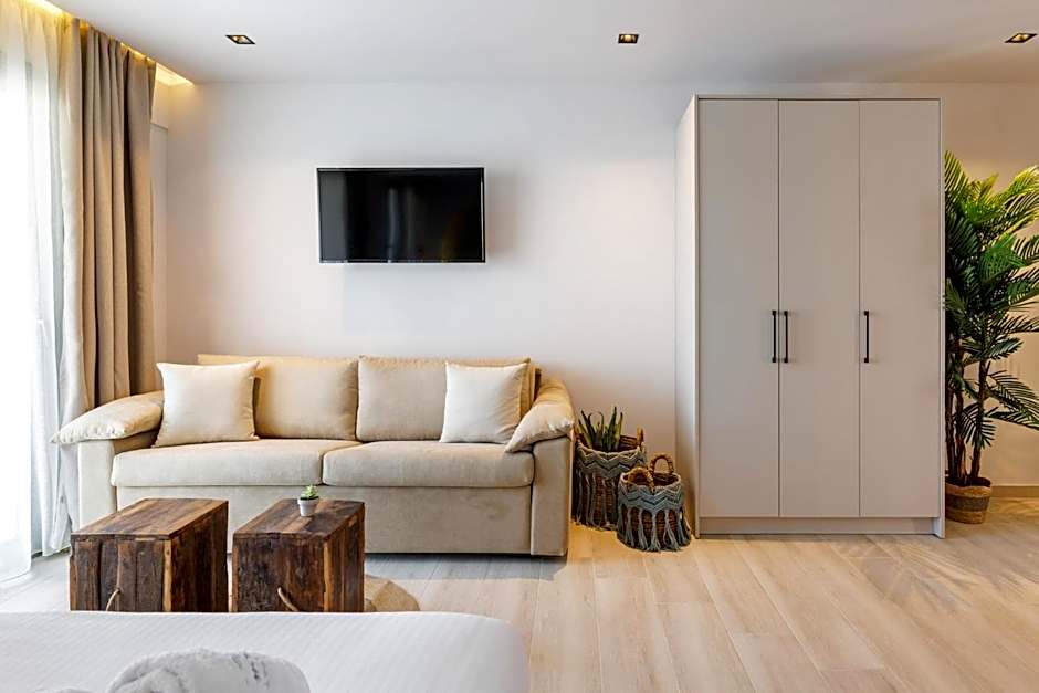 Amalthia Luxury Suites