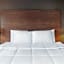 Baymont by Wyndham Oshkosh Airport
