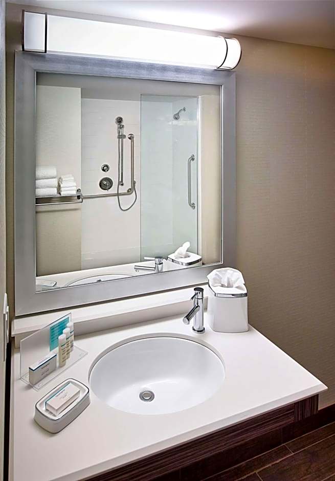 Hampton Inn by Hilton Sarnia-Point Edward