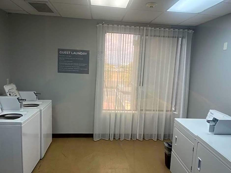 Spark by Hilton Phoenix East Mesa