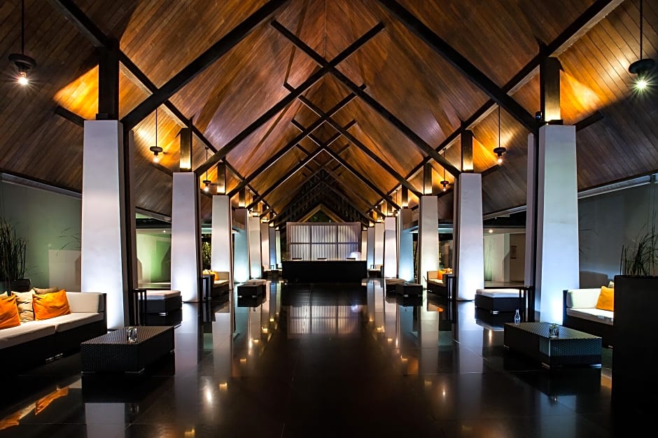 Twinpalms Surin Beach Phuket