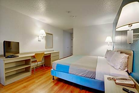 Deluxe King Room - Smoking