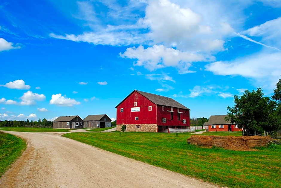 Holiday Inn & Suites Oakville at Bronte By IHG