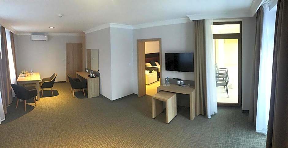 Photo 1 of 5 of Deluxe Apartment