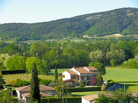 Au mas des graviers