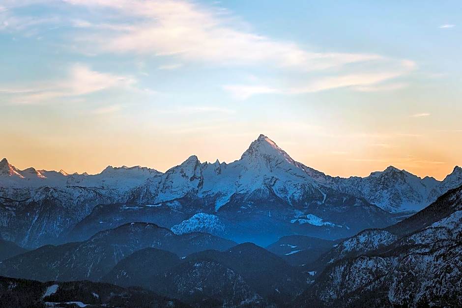 YoHo - International Youth Hostel