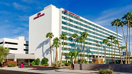 Crowne Plaza Phoenix Airport, an IHG Hotel
