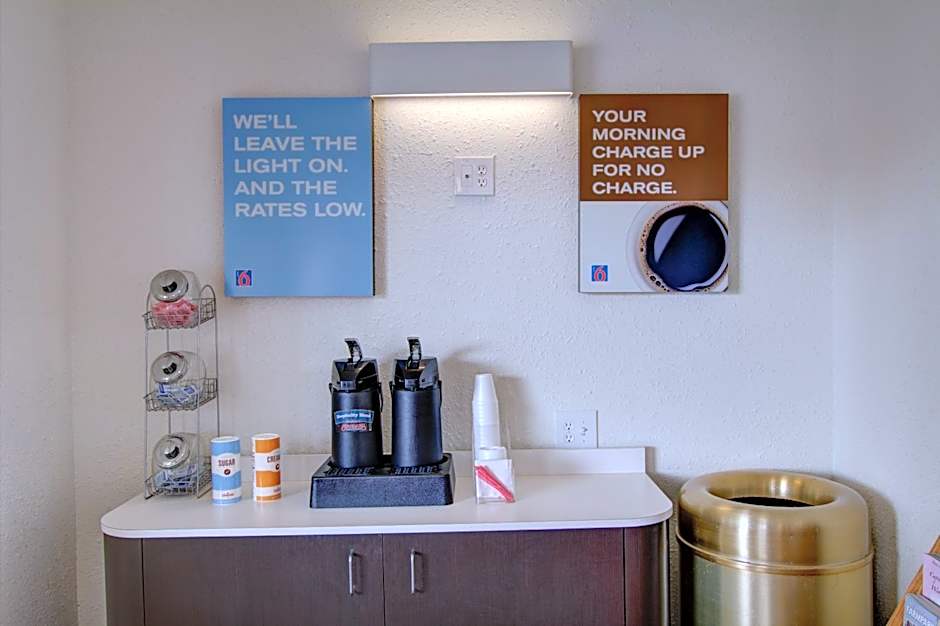 Motel 6 Richfield OH