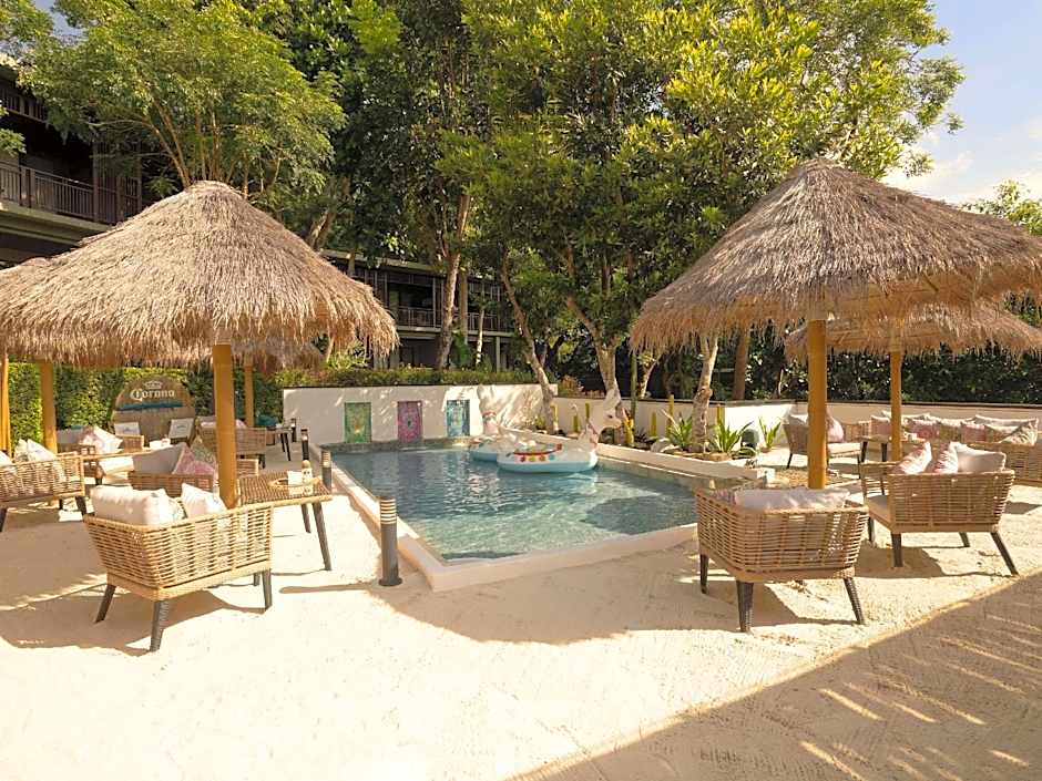 Pullman Phuket Arcadia Naithon Beach Resort