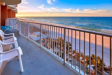 Beachfront Classic Room-King with Kitchen