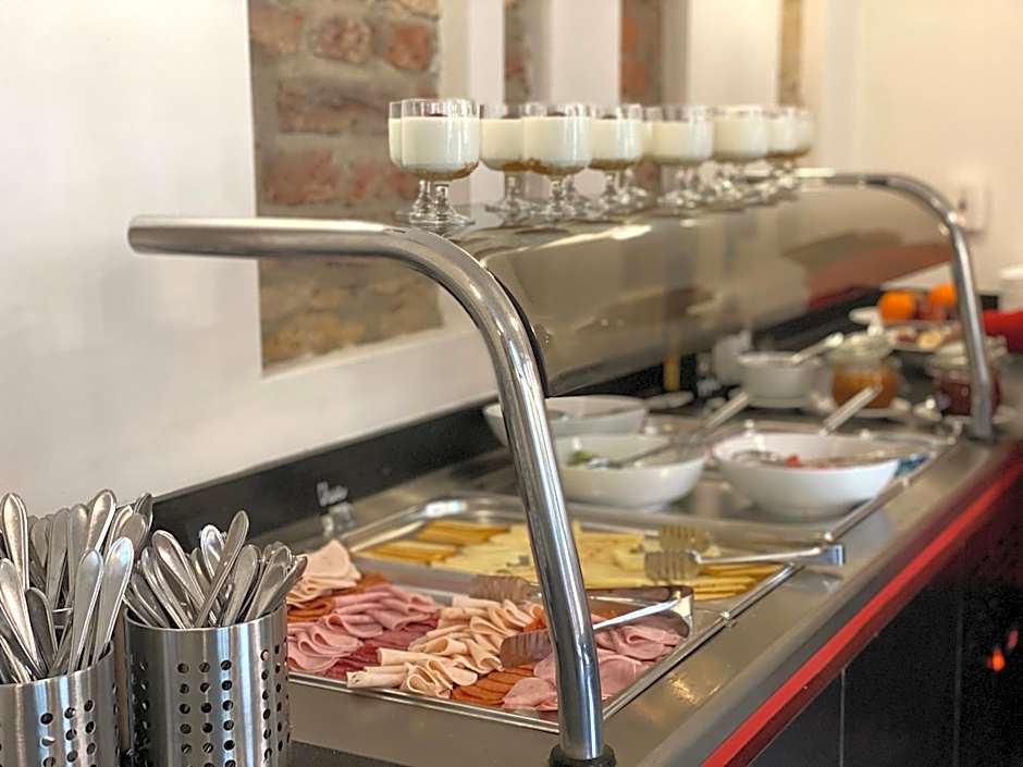 Red & Blue Design Hotel Prague