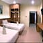Chansuda Lake View Hotel