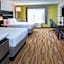 Holiday Inn Express Hotel & Suites Bismarck By IHG