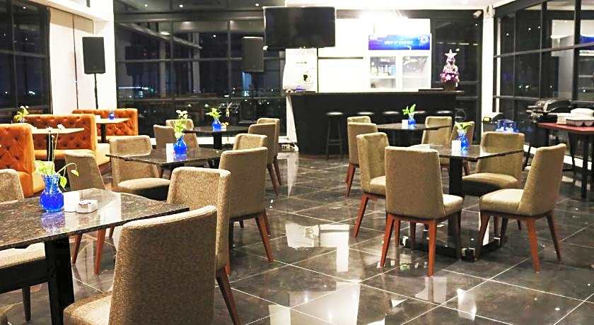 Surabaya River View Hotel