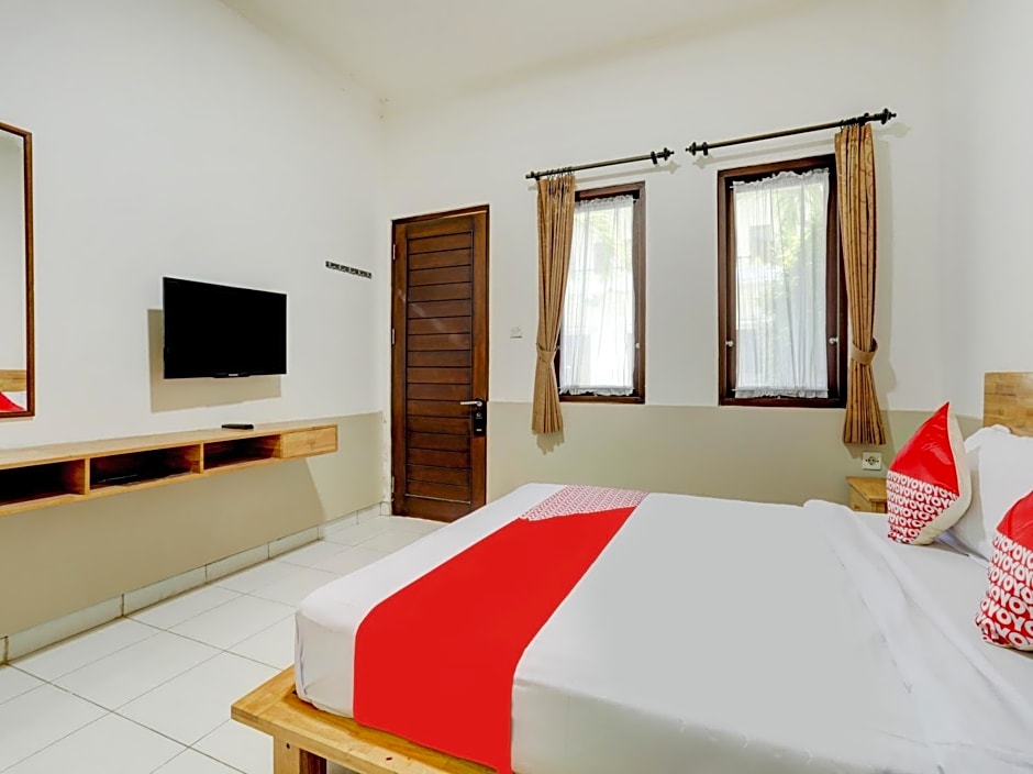 OYO Flagship 90754 Alamanda Guesthouse