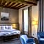 Hotel de L'Abbaye Le Tronchet - Handwritten Collection