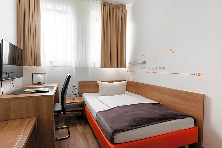 Orange Hotel und Apartments