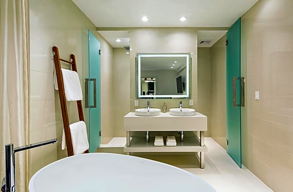 Dream Midtown by Hyatt