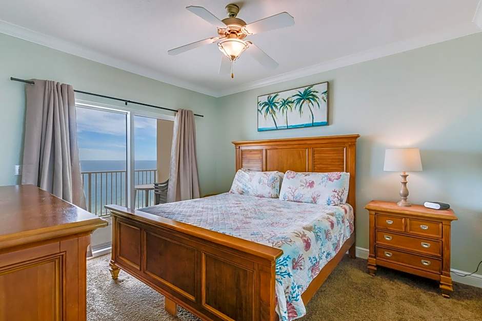 Crystal Shores West 202