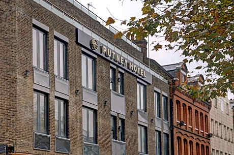 Putney Hotel