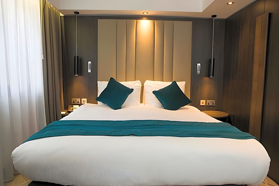 Crowne Plaza Basingstoke By IHG