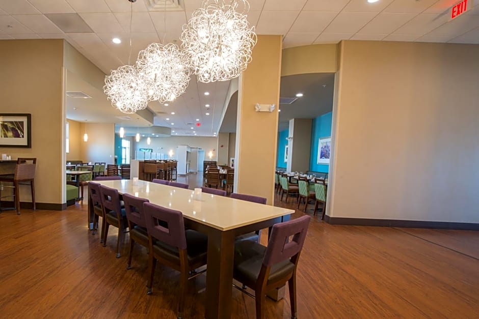 Holiday Inn Bismarck By IHG