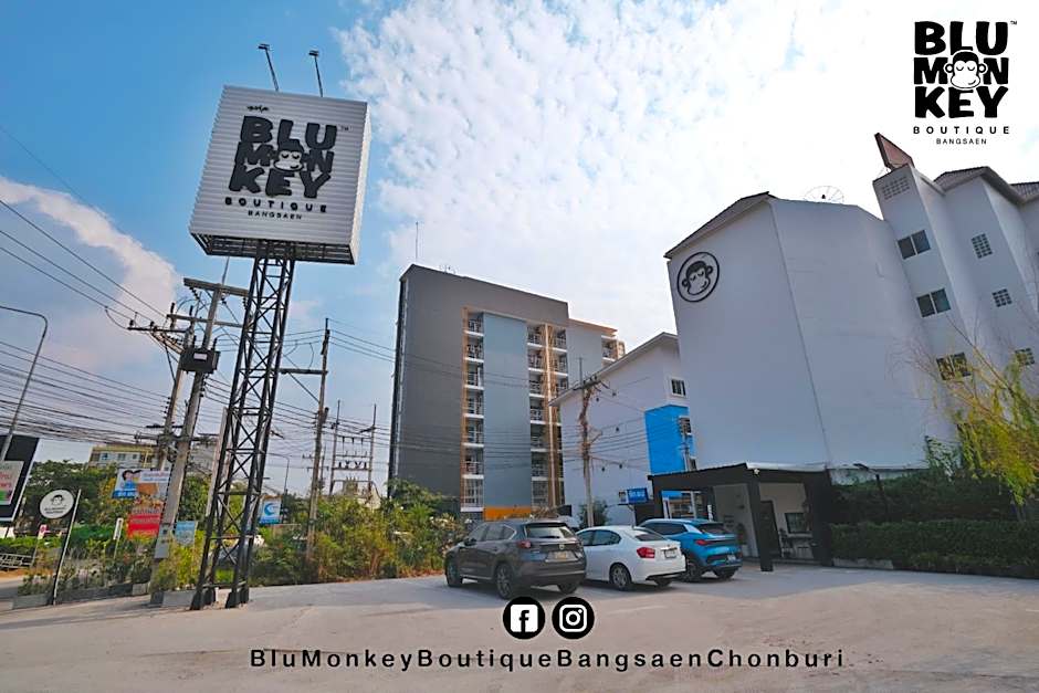 Blu Monkey Boutique Bangsaen