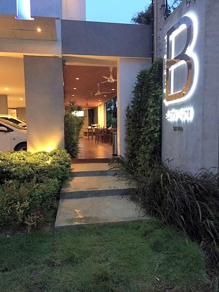 B Boutique Hotel