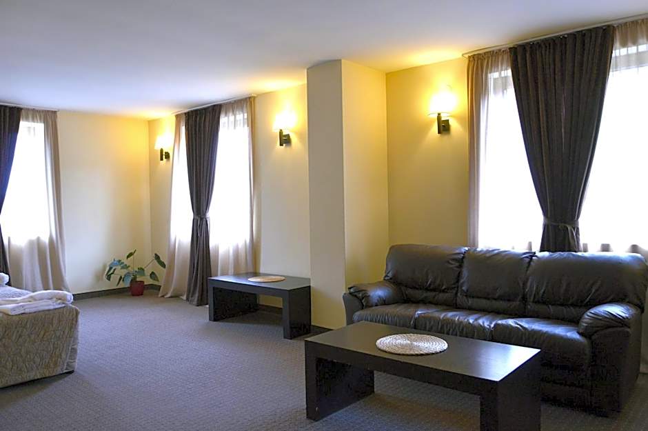 Gardenia Park Hotel
