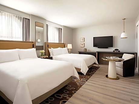 Fairmont Room with Two Queen Beds and City View - Hearing Access