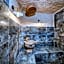 Cappa Via Cave Hotel