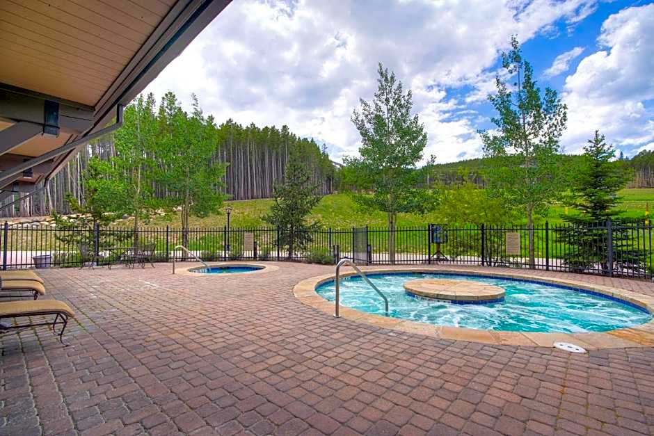 Crystal Peak Lodge, A Vail Resorts Property