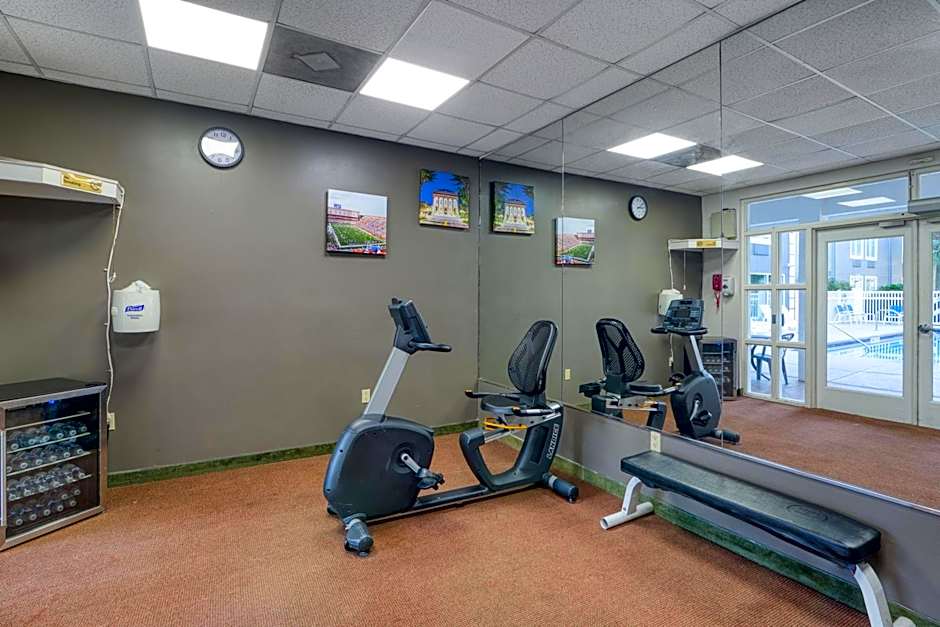 HOM Hotel Gainesville, SureStay Collection by Best Western – Gainesville, FL