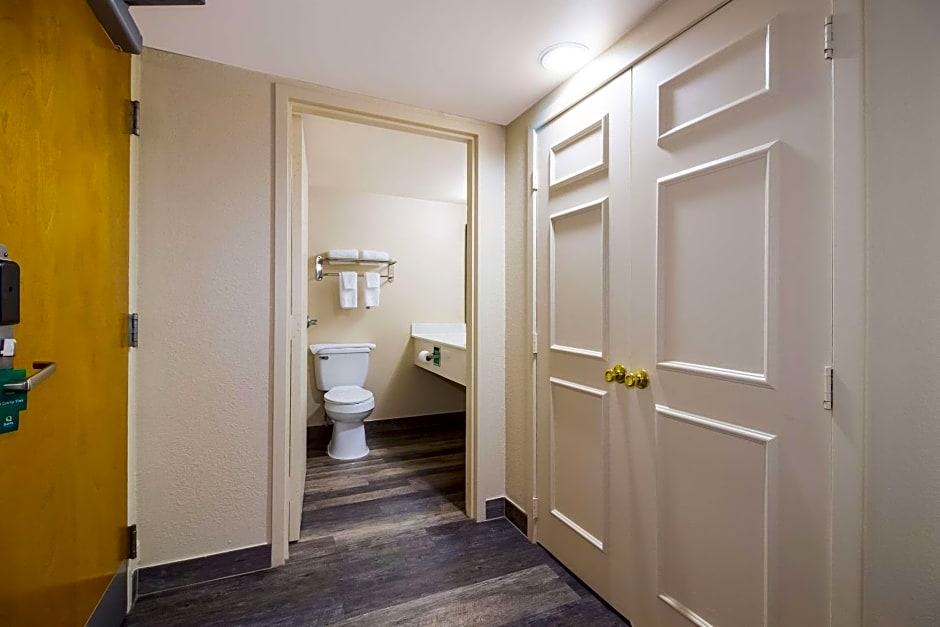 Quality Inn & Suites North Myrtle Beach