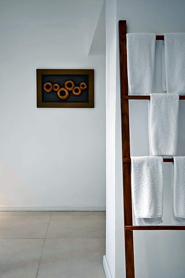 San Isidro Plaza Hotel