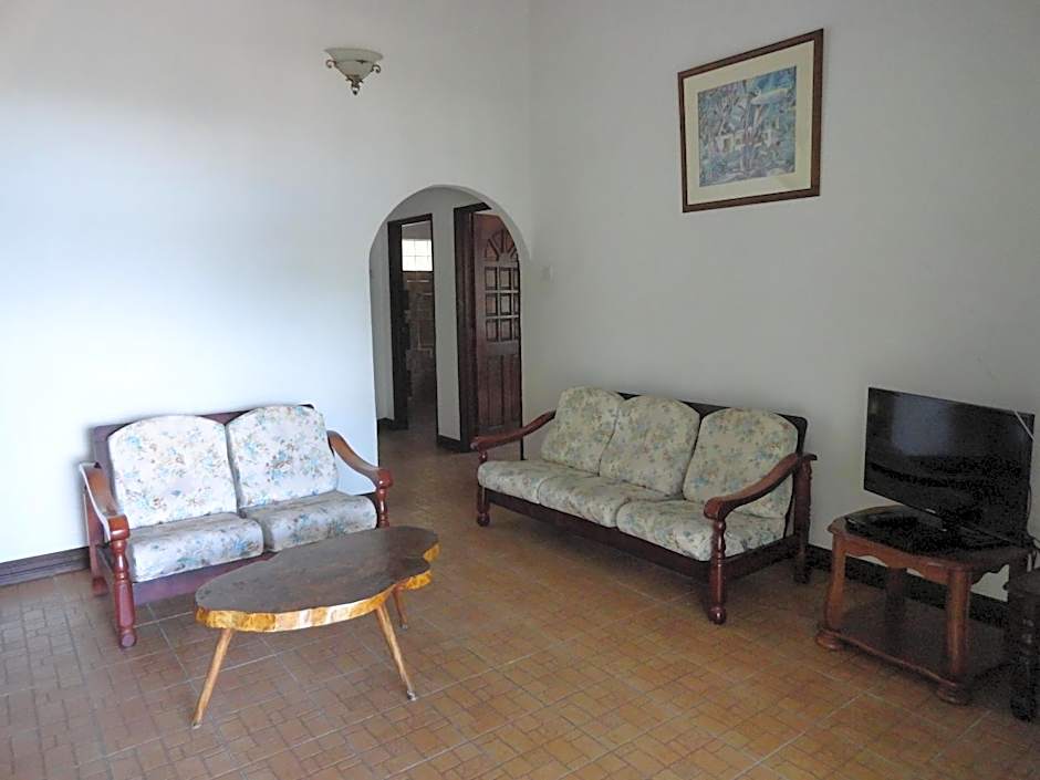 Lazare Picault Hotel