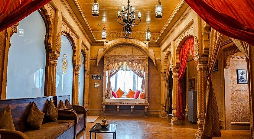 Hotel Lal Garh Fort And Palace