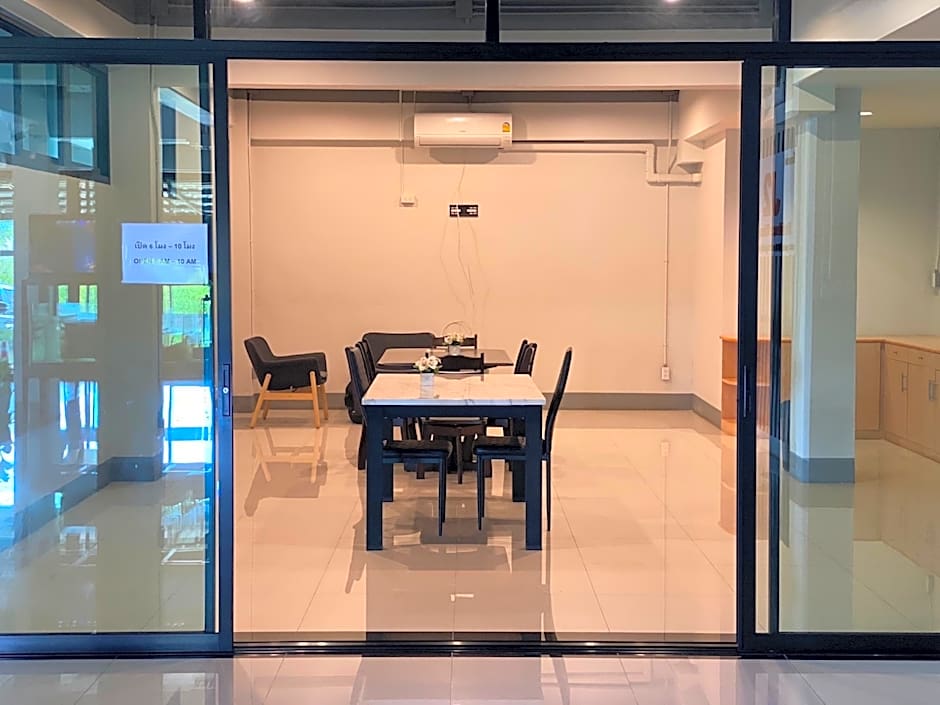 J2 Residence Chiang Rai by ZUZU