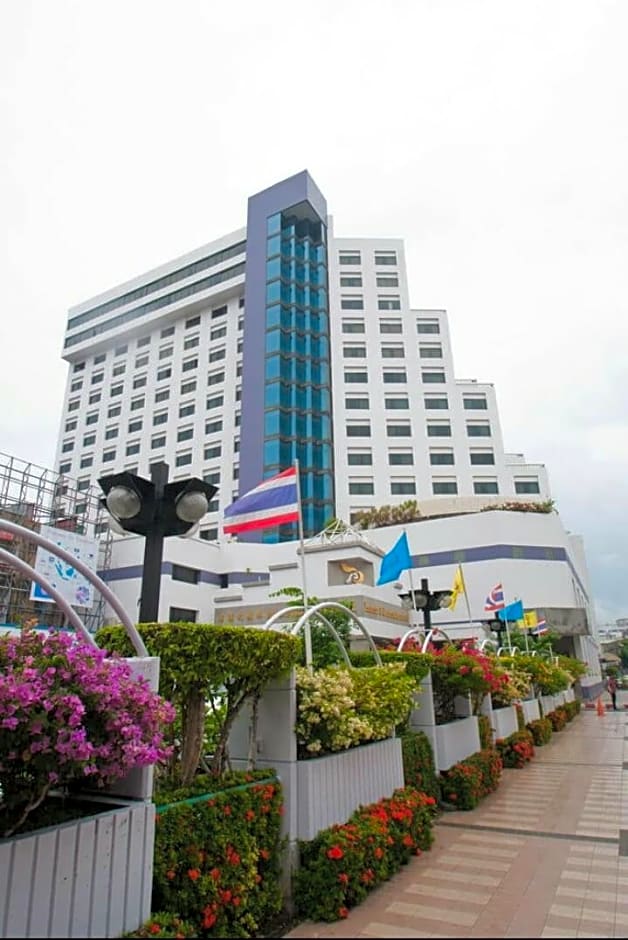 BP Grand Tower Hotel