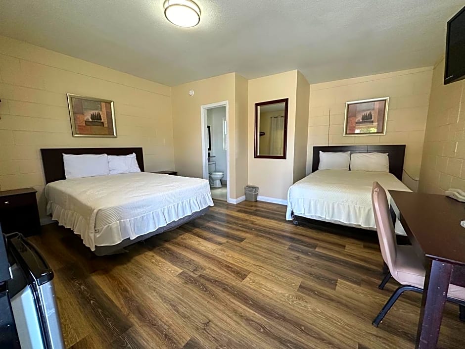 Royal Inn and Suites