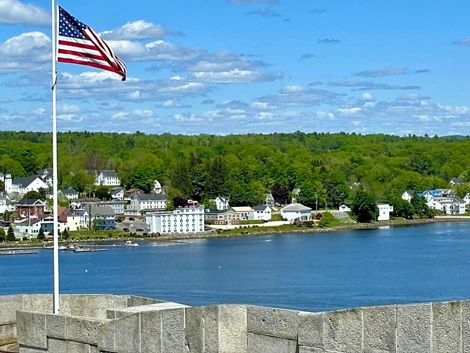 Fort Knox Inn
