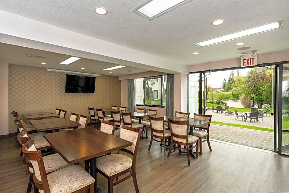 Prestige Riverside Lodge Quesnel